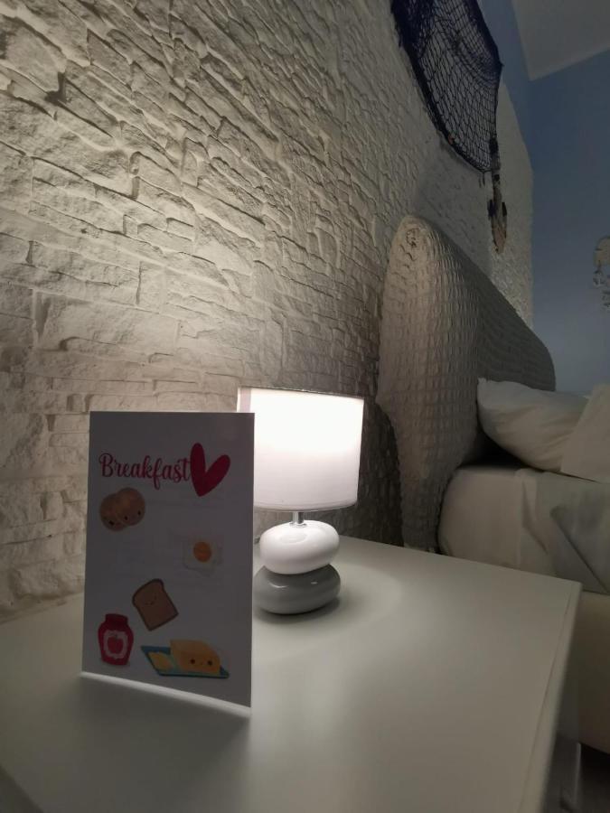 Bed and Breakfast Al porticciolo Salerno Exterior foto