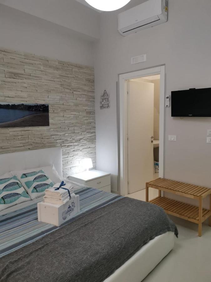 Bed and Breakfast Al porticciolo Salerno Exterior foto