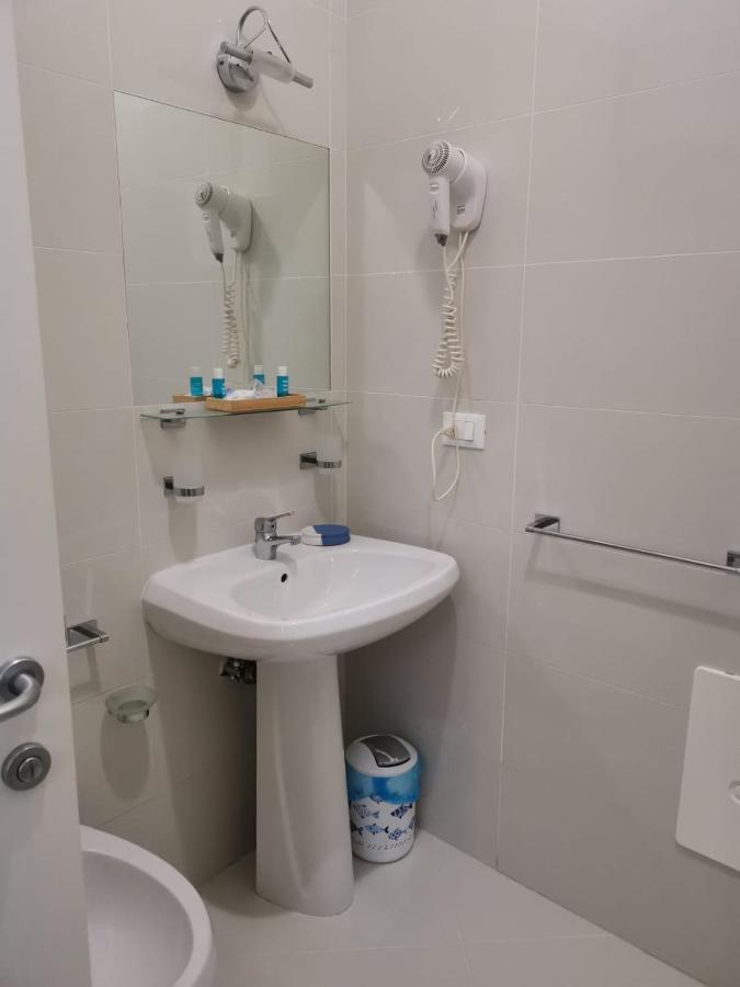 Bed and Breakfast Al porticciolo Salerno Exterior foto