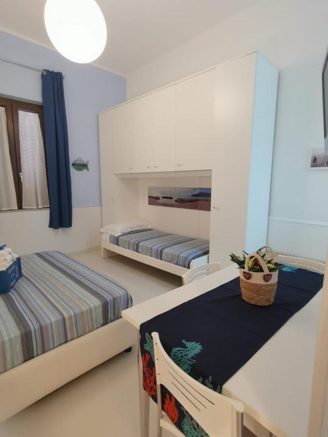 Bed and Breakfast Al porticciolo Salerno Exterior foto