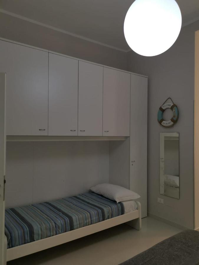 Bed and Breakfast Al porticciolo Salerno Exterior foto